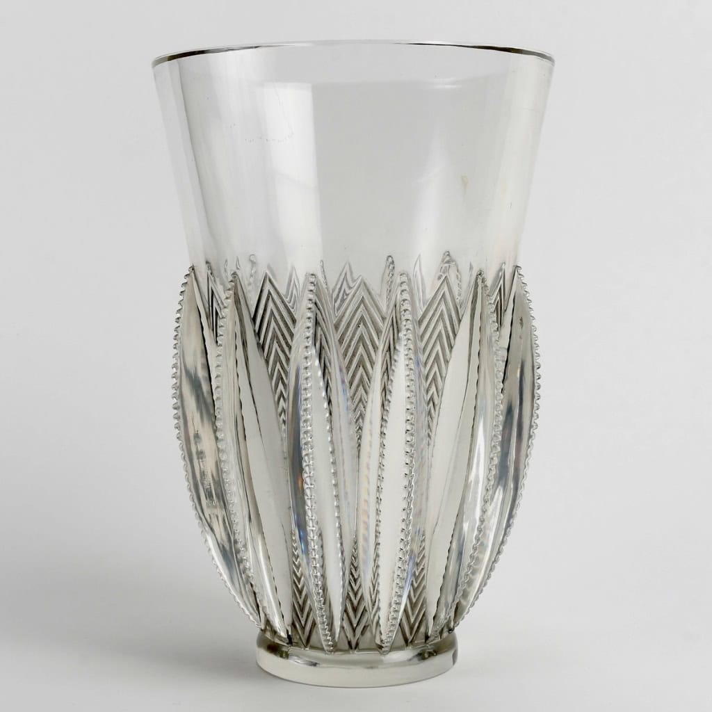 Vase « Gerardmer » verre blanc patiné gris de René LALIQUE | Biron ||||||