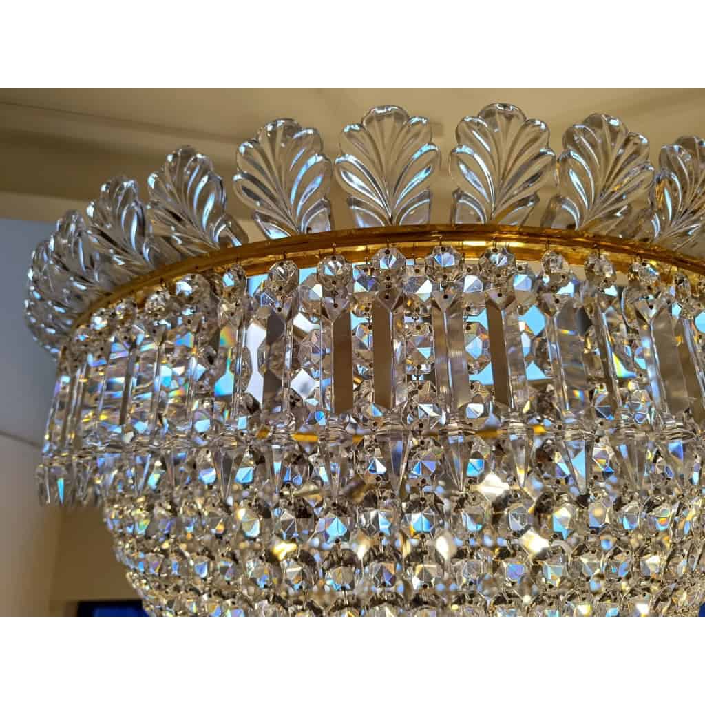 Grand lustre Corbeille – Maison Baccarat | Biron Grand lustre Corbeille - Maison Baccarat