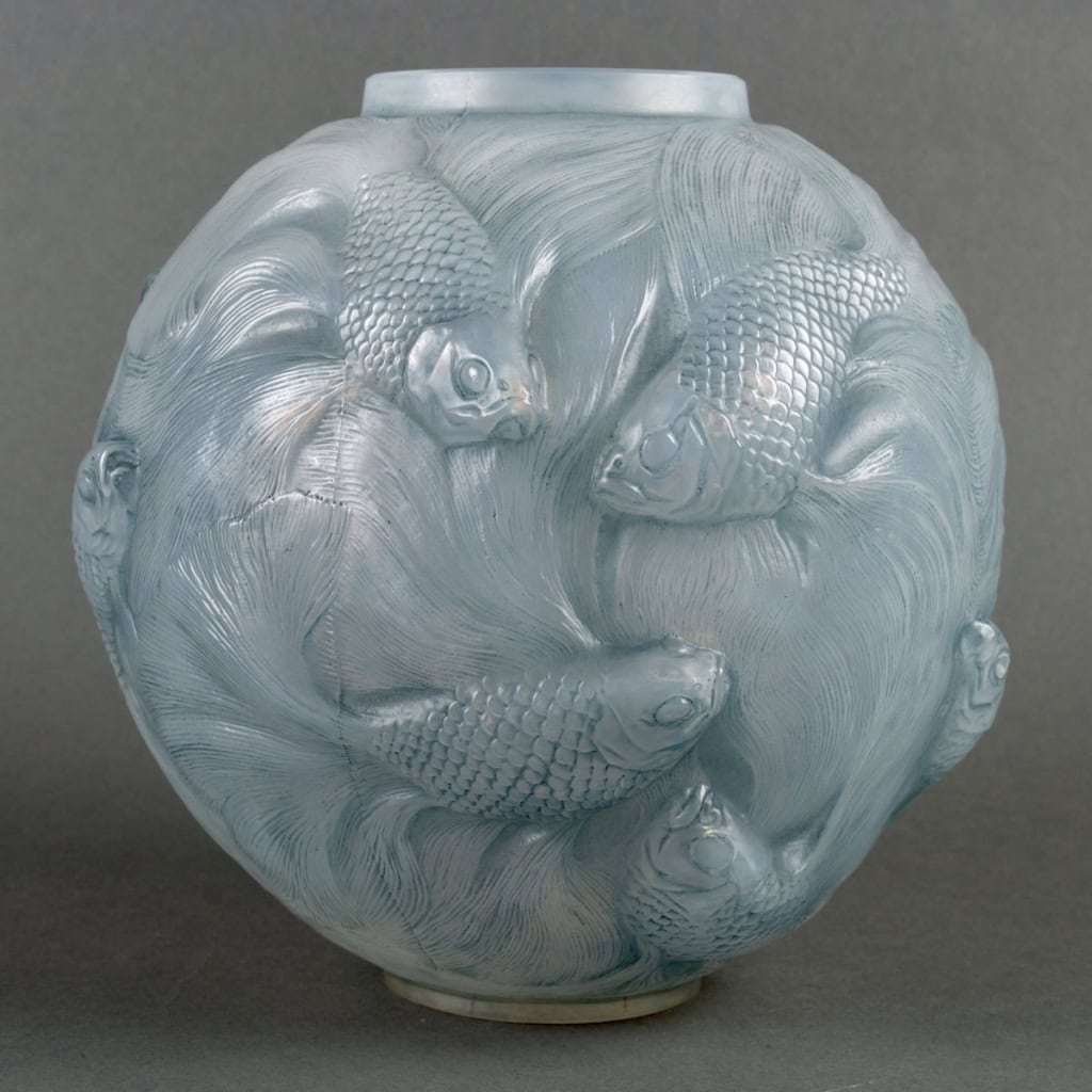 Vase « Formose » verre opalescent double couche patiné bleu de René LALIQUE | Biron ||||||