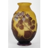 Émile Gallé (1846-1904) Vase « Framboisier » en verre soufflé-moulé | Biron Émile Gallé (1846-1904) Vase « Framboisier » en verre soufflé-moulé