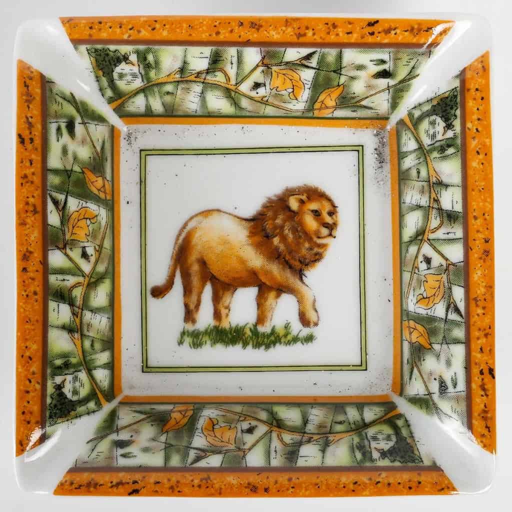 Paire de cendriers en porcelaine , XXème siècle | Biron Paire de cendriers en porcelaine , XXème siècle