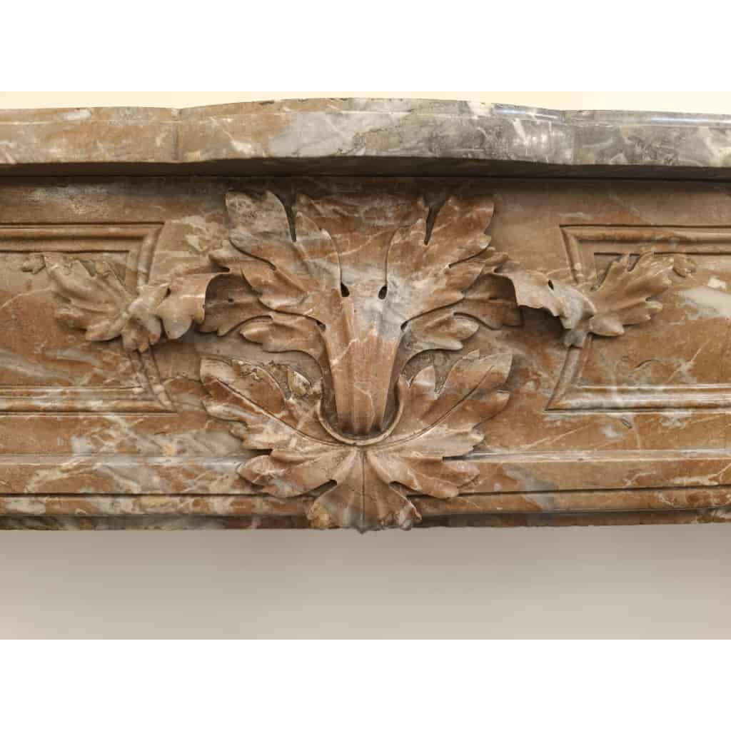 Grande Cheminée En Marbre d’époque 19 ème | Biron Grande Cheminée En Marbre d'époque 19 ème