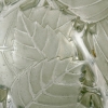 Vase « Milan » verre blanc patiné vert de René LALIQUE | Biron Vase "Milan" verre blanc patiné vert de René LALIQUE