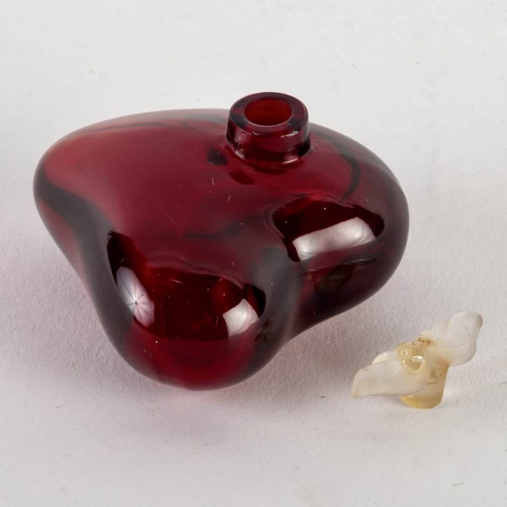Flacon « Cœur en Folie » verre rouge et blanc de Paul Poiret pour Rosine | Biron Flacon "Cœur en Folie" verre rouge et blanc de Paul Poiret pour Rosine