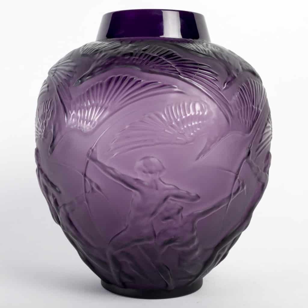 Vase « Archers » cristal violet de LALIQUE FRANCE | Biron Vase "Archers" cristal violet de LALIQUE FRANCE