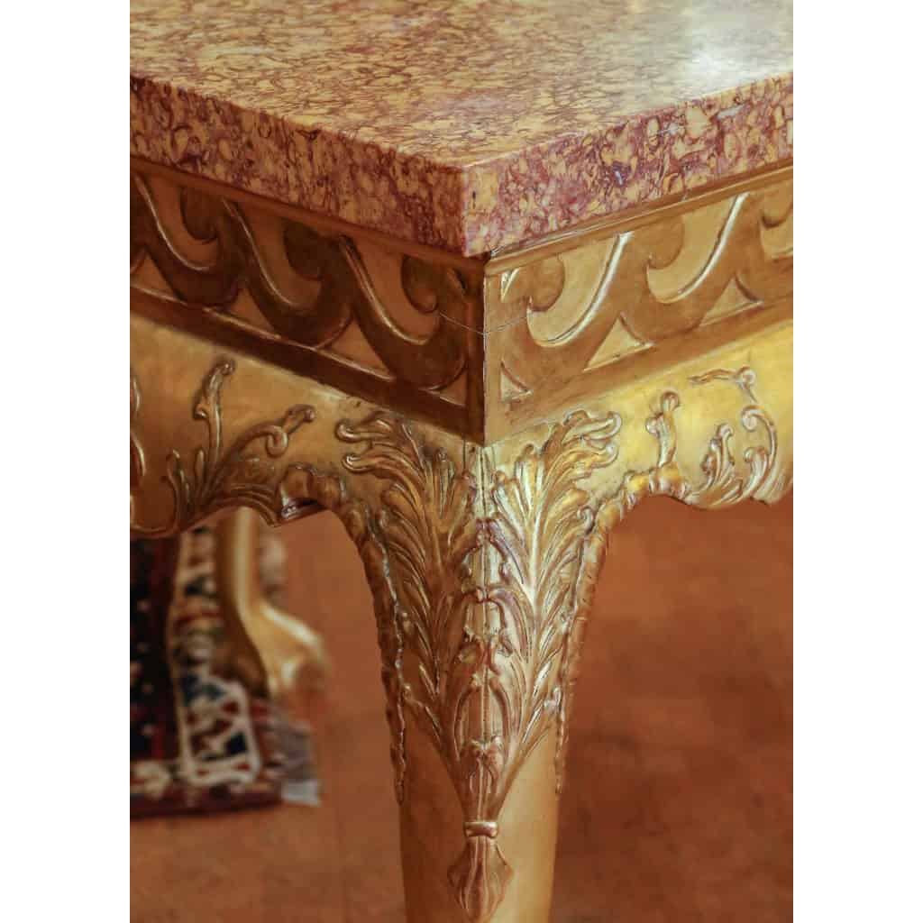 Paire De grandes Consoles De Style Thomas Chippendale. | Biron Paire De grandes Consoles De Style Thomas Chippendale.
