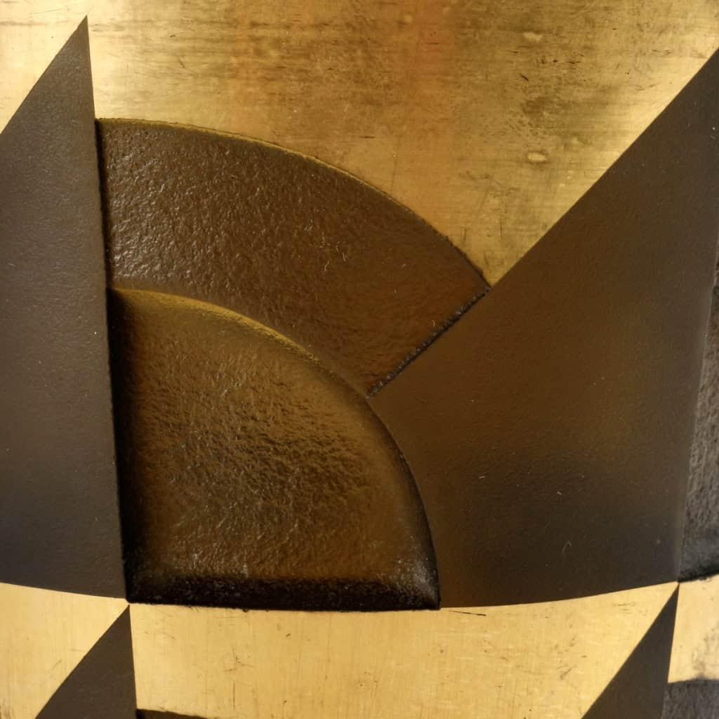 Vase Art-Déco Moderniste verre topaze fumé émaillé doré de Jean LUCE | Biron Vase Art-Déco Moderniste verre topaze fumé émaillé doré de Jean LUCE