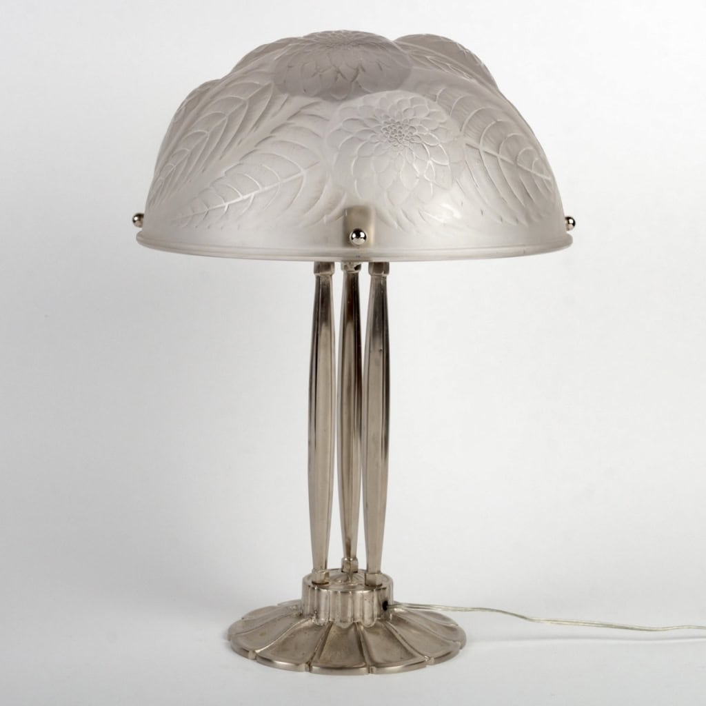 Paire de Lampes « Dahlias » verre blanc de René LALIQUE | Biron Paire de Lampes "Dahlias" verre blanc de René LALIQUE