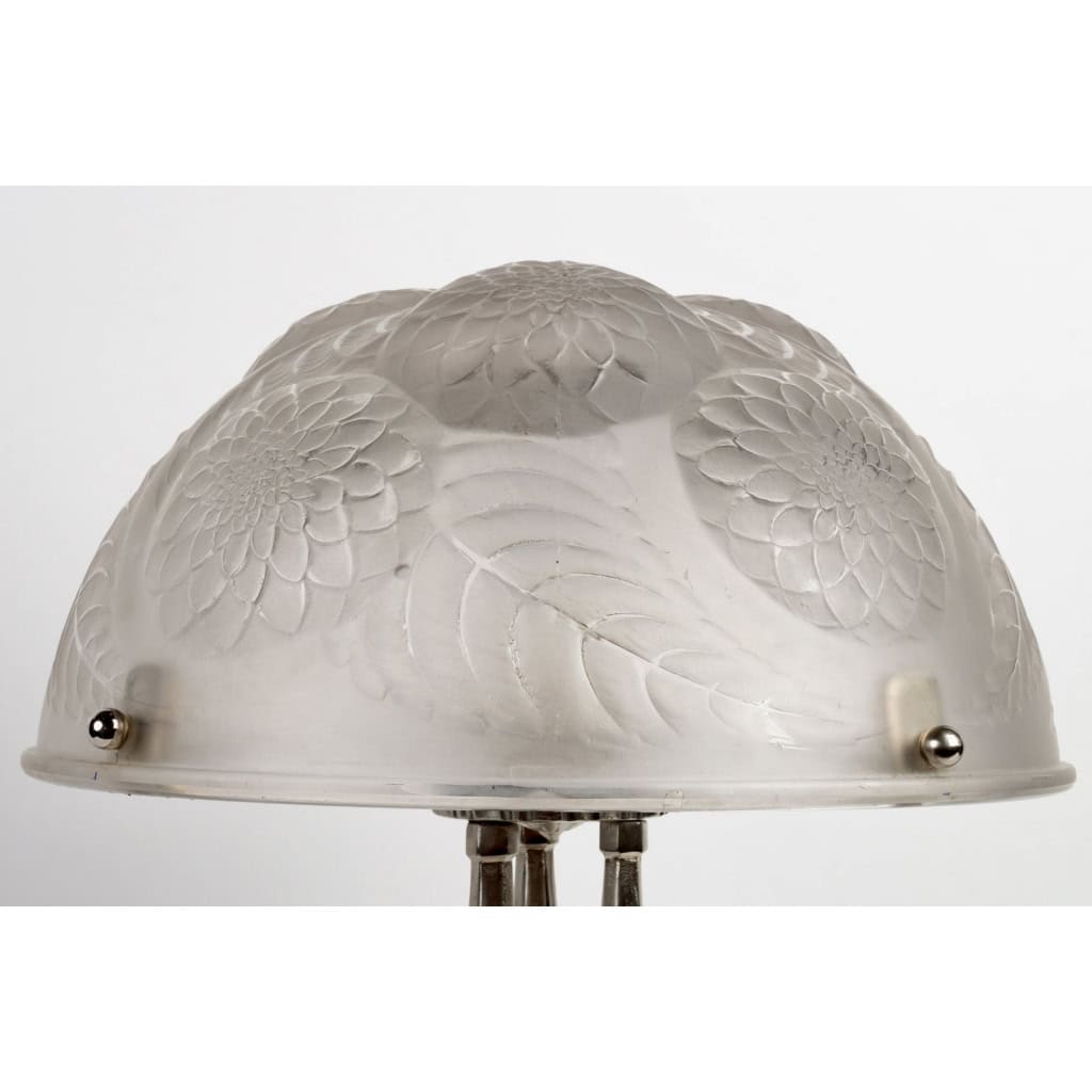 Paire de Lampes « Dahlias » verre blanc de René LALIQUE | Biron Paire de Lampes "Dahlias" verre blanc de René LALIQUE