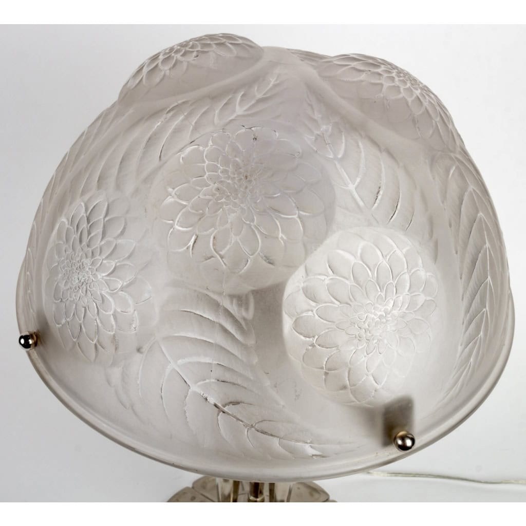 Paire de Lampes « Dahlias » verre blanc de René LALIQUE | Biron Paire de Lampes "Dahlias" verre blanc de René LALIQUE