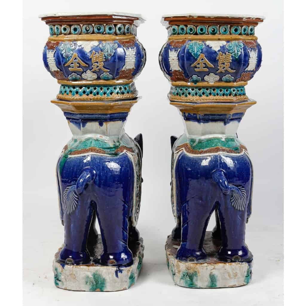 Paire d’éléphants jardinières en céramique, XXème siècle | Biron Paire d'éléphants jardinières en céramique, XXème siècle