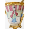 Une paire de vases en porcelaine chinoise fin XIXème siècle | Biron Une paire de vases en porcelaine chinoise fin XIXème siècle