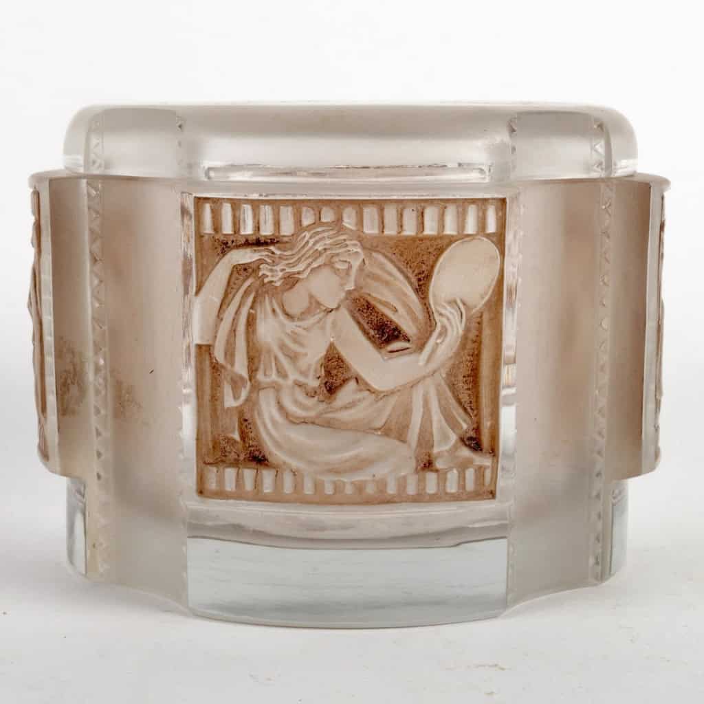 Boîte « Hélène » verre blanc patiné sépia de René LALIQUE | Biron ||||||||