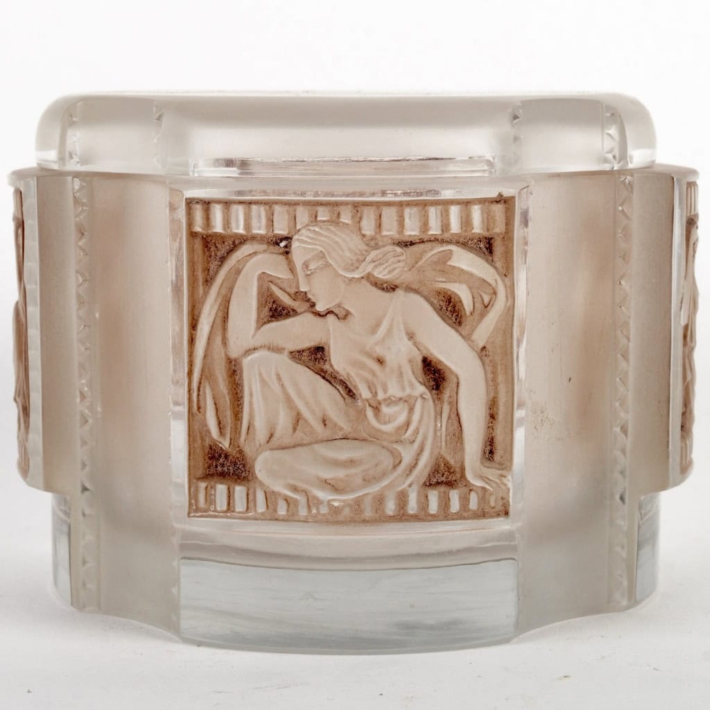 Boîte « Hélène » verre blanc patiné sépia de René LALIQUE | Biron Boîte "Hélène" verre blanc patiné sépia de René LALIQUE