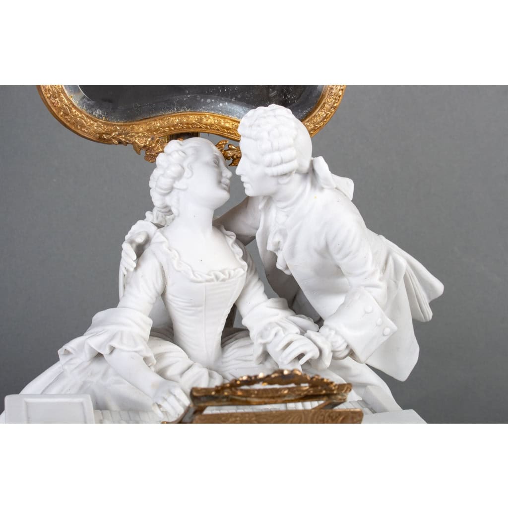 Un groupe en biscuit monté lampe fin XIXème siècle | Biron Un groupe en biscuit monté lampe fin XIXème siècle