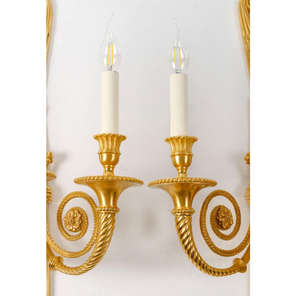 Paire d’appliques de style Louis XVI. | Biron Paire d'appliques de style Louis XVI.