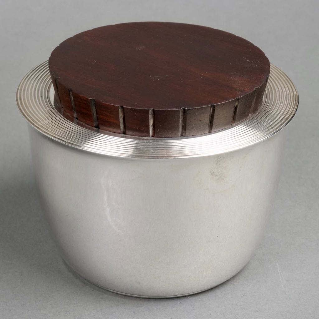 Service Thé et Café Art Déco Moderniste argent massif et palissandre de Jean E. PUIFORCAT | Biron Service Thé et Café Art Déco Moderniste argent massif et palissandre de Jean E. PUIFORCAT