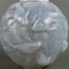 Vase « Formose » verre opalescent double couche patiné gris de René LALIQUE | Biron Vase « Formose » verre opalescent double couche patiné gris de René LALIQUE