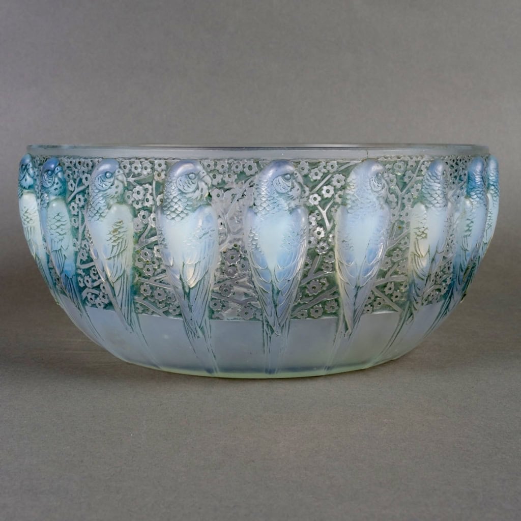 Coupe « Perruches » verre opalescent patiné vert de René LALIQUE | Biron |||||||
