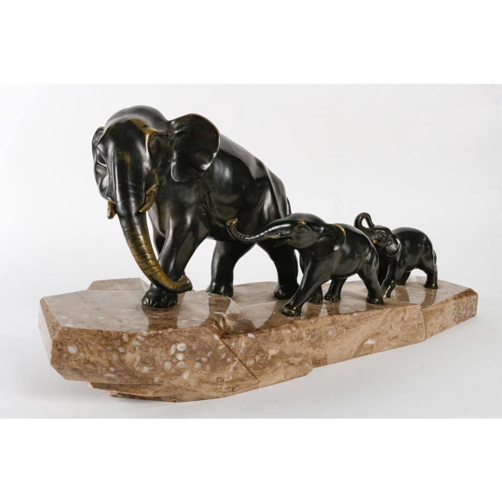 Éléphant en bronze sur marbre, XXème siècle | Biron Éléphant en bronze sur marbre, XXème siècle