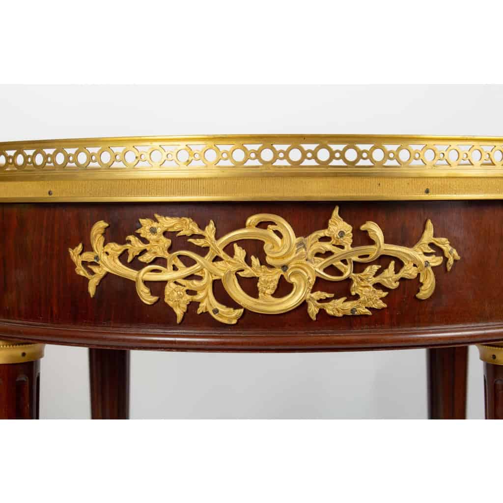 Paire de tables bouillottes de style Louis XVI. | Biron Paire de tables bouillottes de style Louis XVI.
