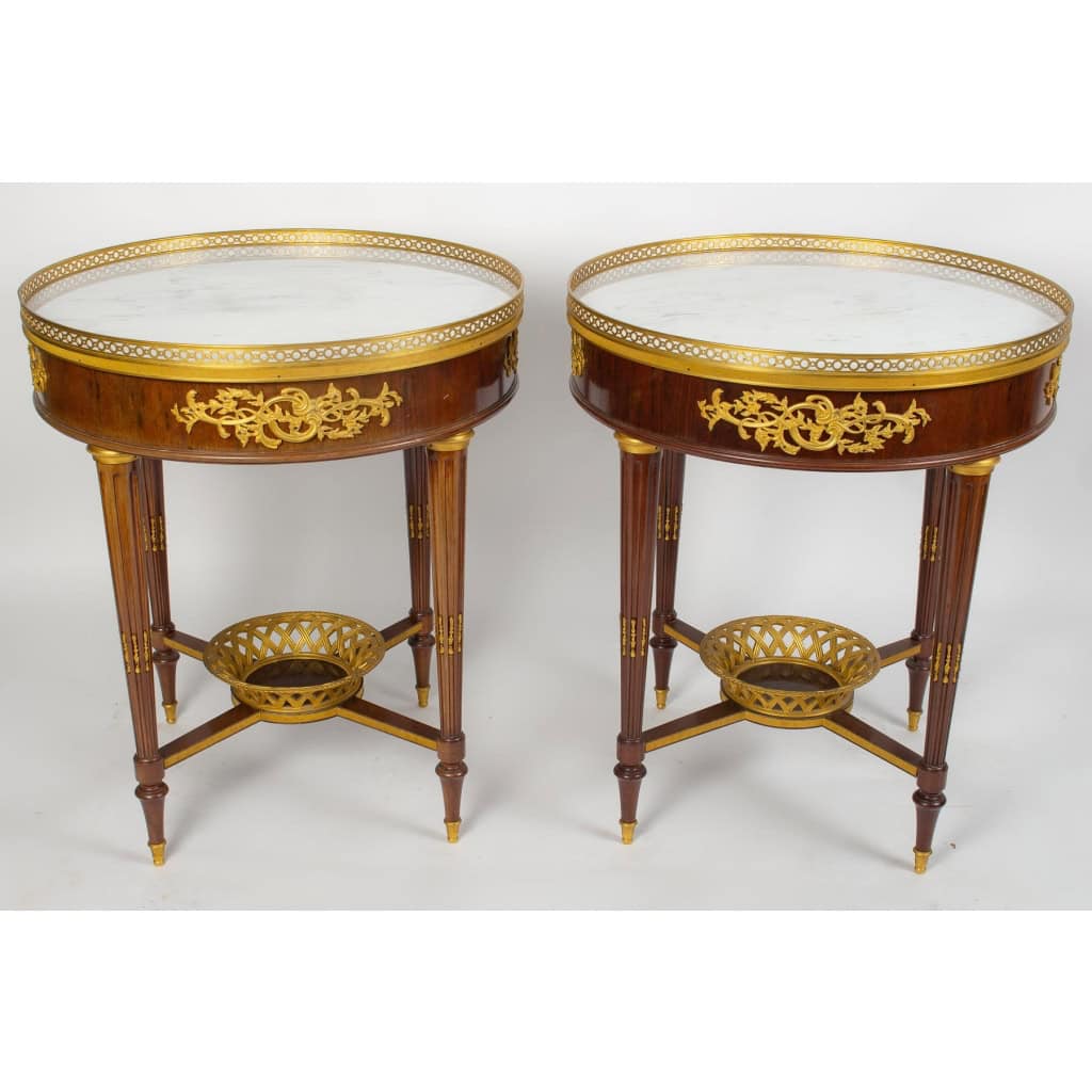 Paire de tables bouillottes de style Louis XVI. | Biron Paire de tables bouillottes de style Louis XVI.