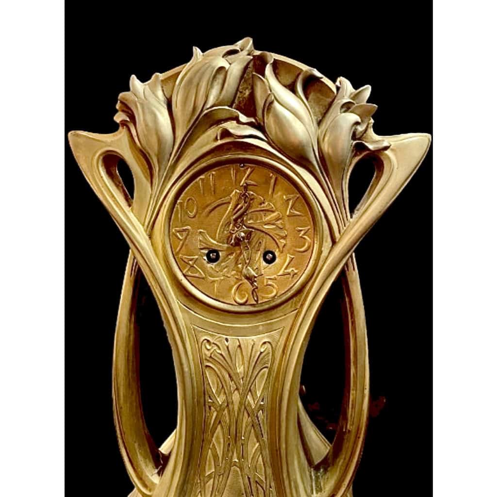 importante pendule art nouveau en bronze doré | Biron importante pendule art nouveau en bronze doré