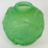 Vase « Formose » verre vert jade de René LALIQUE | Biron Vase "Formose" verre vert jade de René LALIQUE