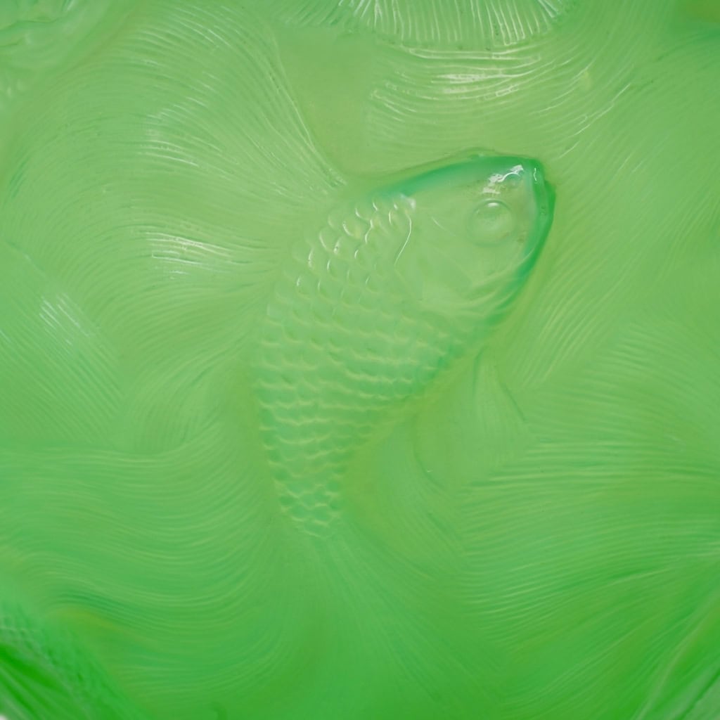Vase « Formose » verre vert jade de René LALIQUE | Biron Vase "Formose" verre vert jade de René LALIQUE