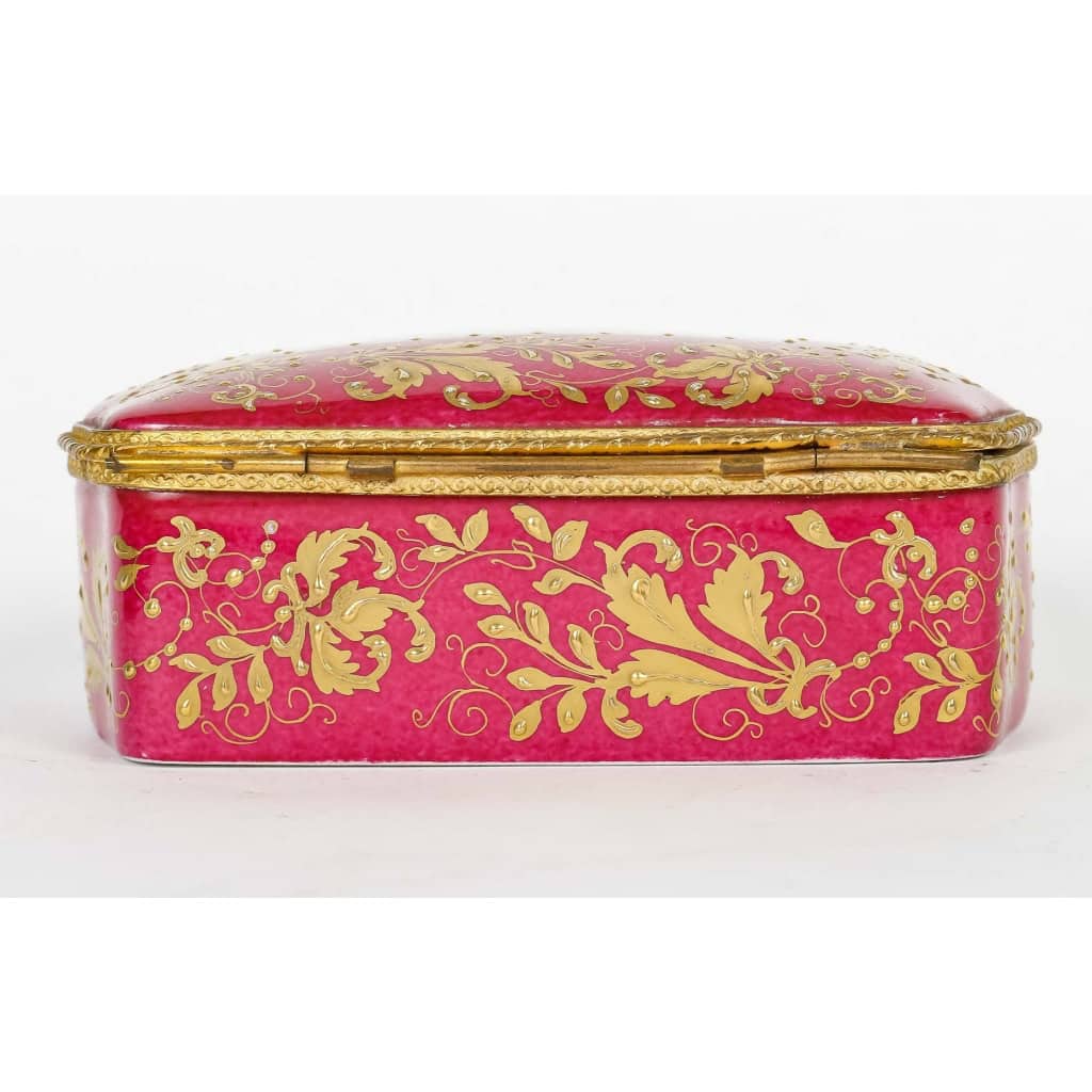 Coffret à bijoux en porcelaine fin XIXème siècle | Biron Coffret à bijoux en porcelaine fin XIXème siècle