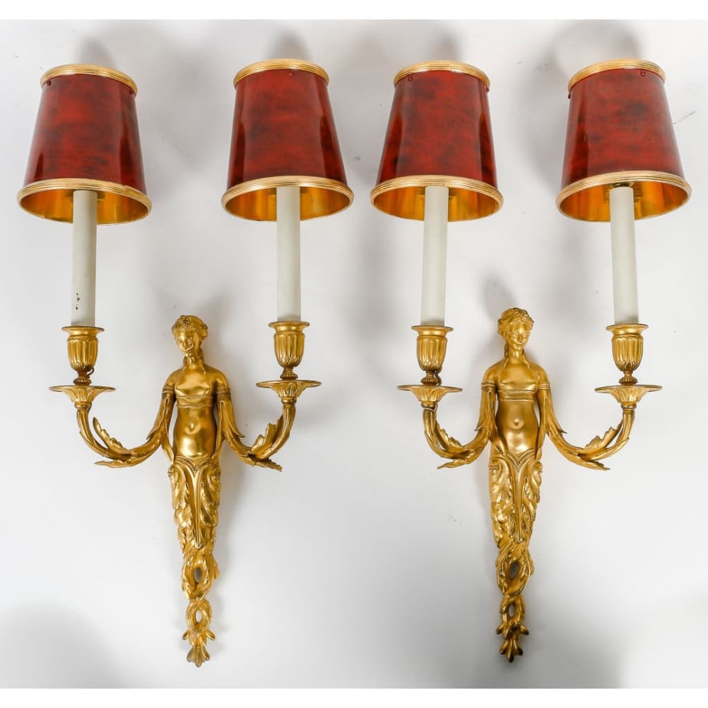 Paire d’appliques de style Louis XVI d’époque Napoléon III (1851 – 1870). | Biron ||||