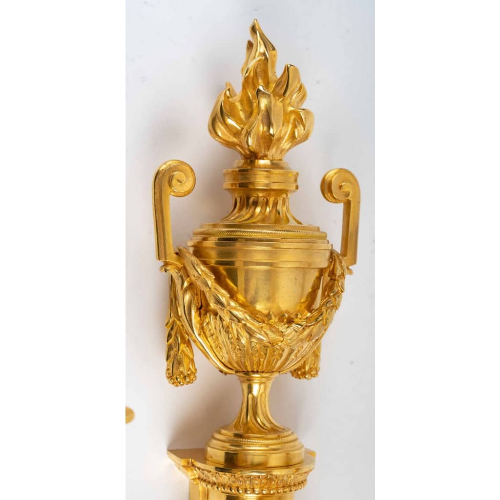Paire d’appliques de style Louis XVI. | Biron Paire d'appliques de style Louis XVI.