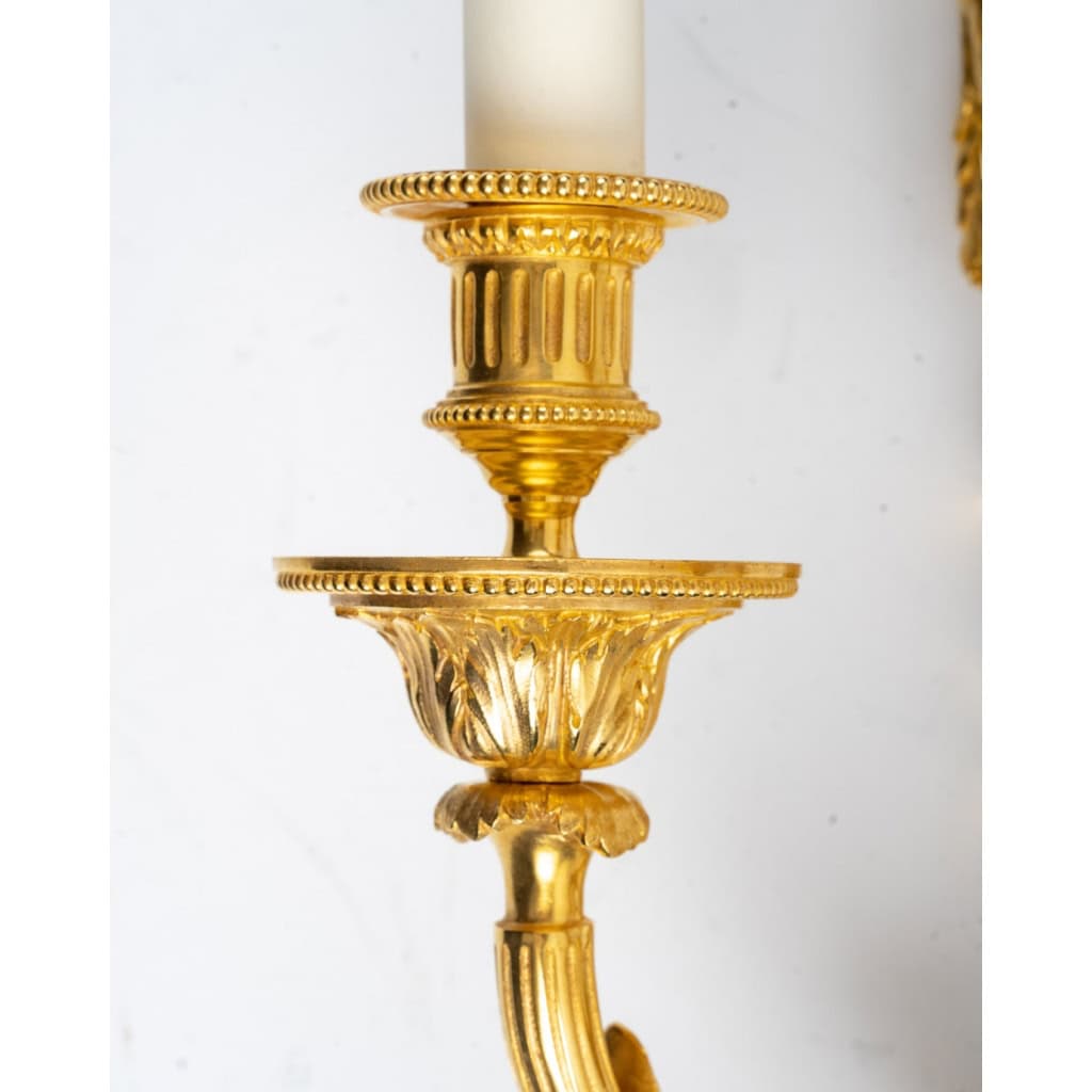 Paire d’appliques de style Louis XVI. | Biron Paire d'appliques de style Louis XVI.