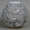 Vase « Formose » verre opalescent patiné gris de René LALIQUE | Biron |||||||