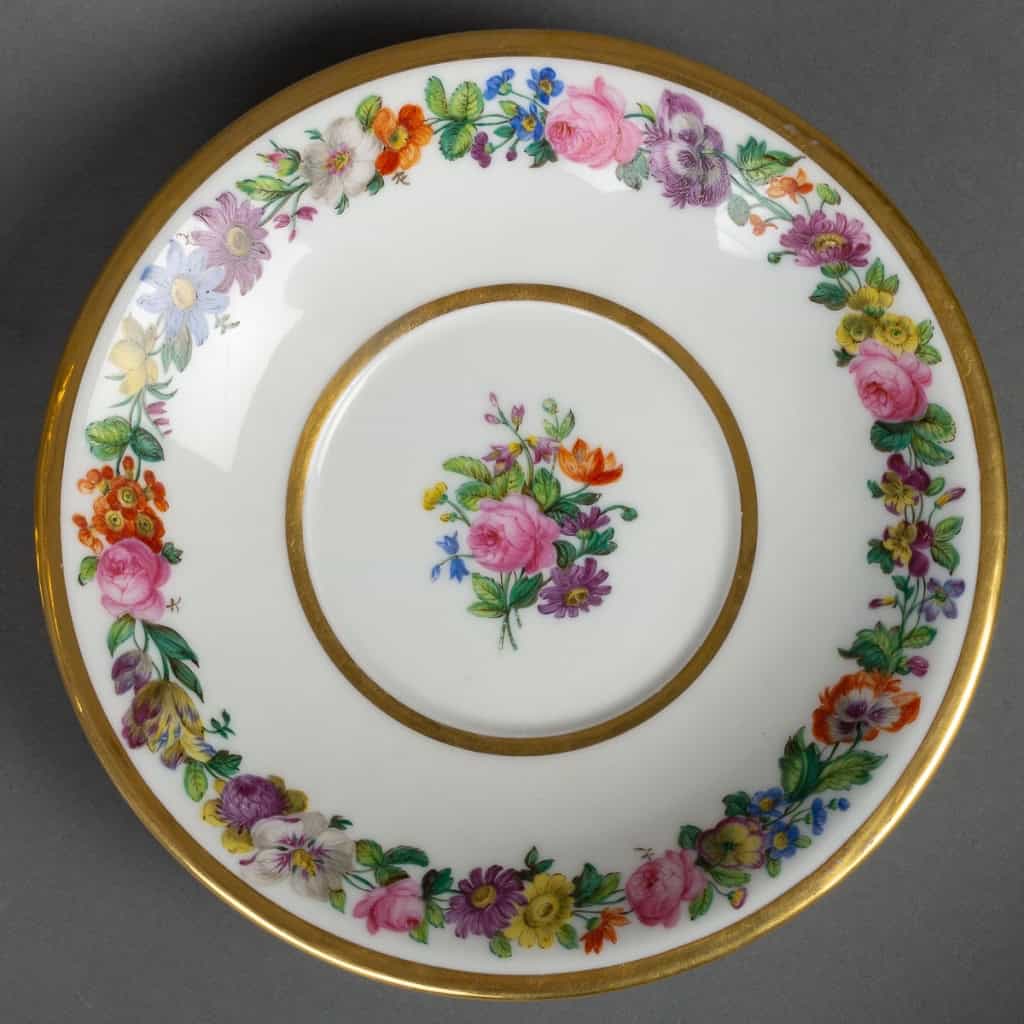 Drageoire en porcelaine de Paris, XIXème siècle | Biron Drageoire en porcelaine de Paris, XIXème siècle