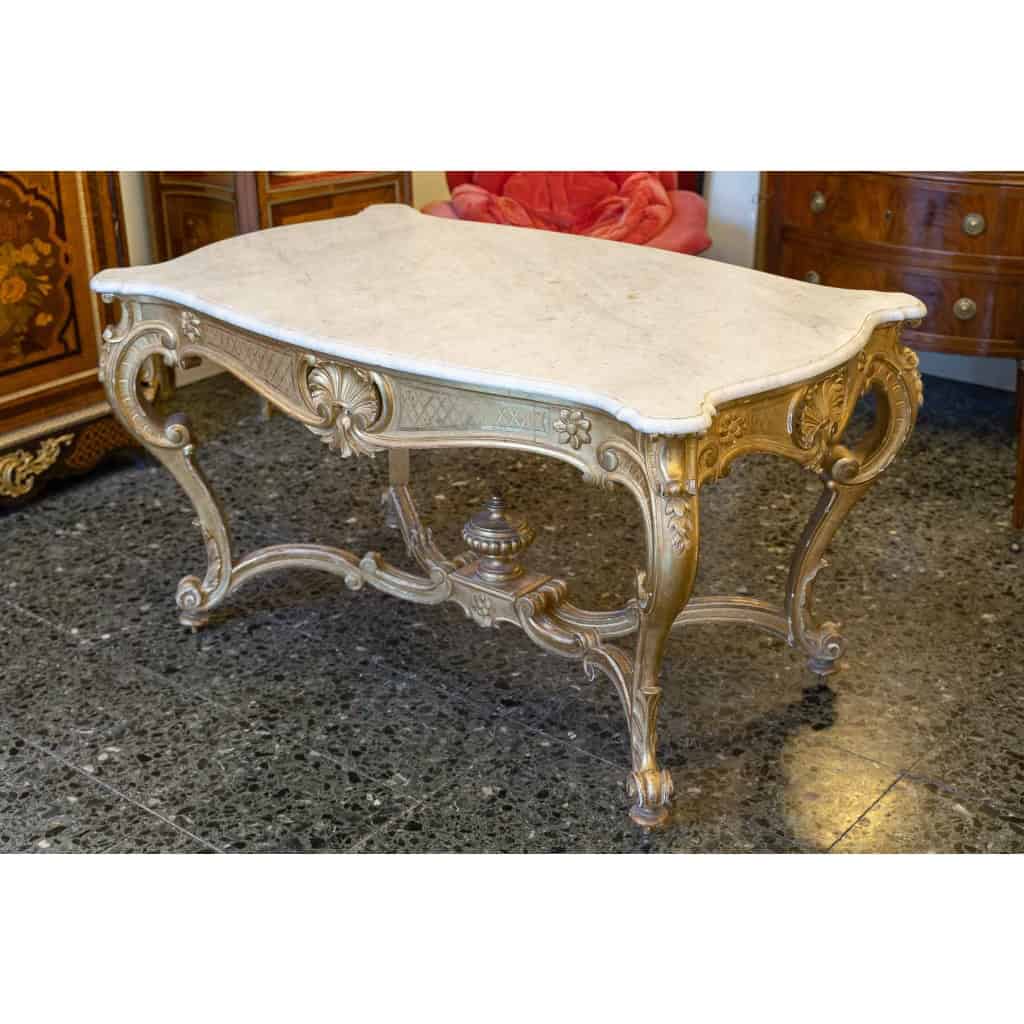 Table de milieu en bois doré d’ époque NIII. | Biron Table de milieu en bois doré d’ époque NIII.