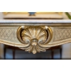 Table de milieu en bois doré d’ époque NIII. | Biron Table de milieu en bois doré d’ époque NIII.