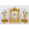 Garniture en bronze doré et porcelaine fin XIXème siècle | Biron Garniture en bronze doré et porcelaine fin XIXème siècle