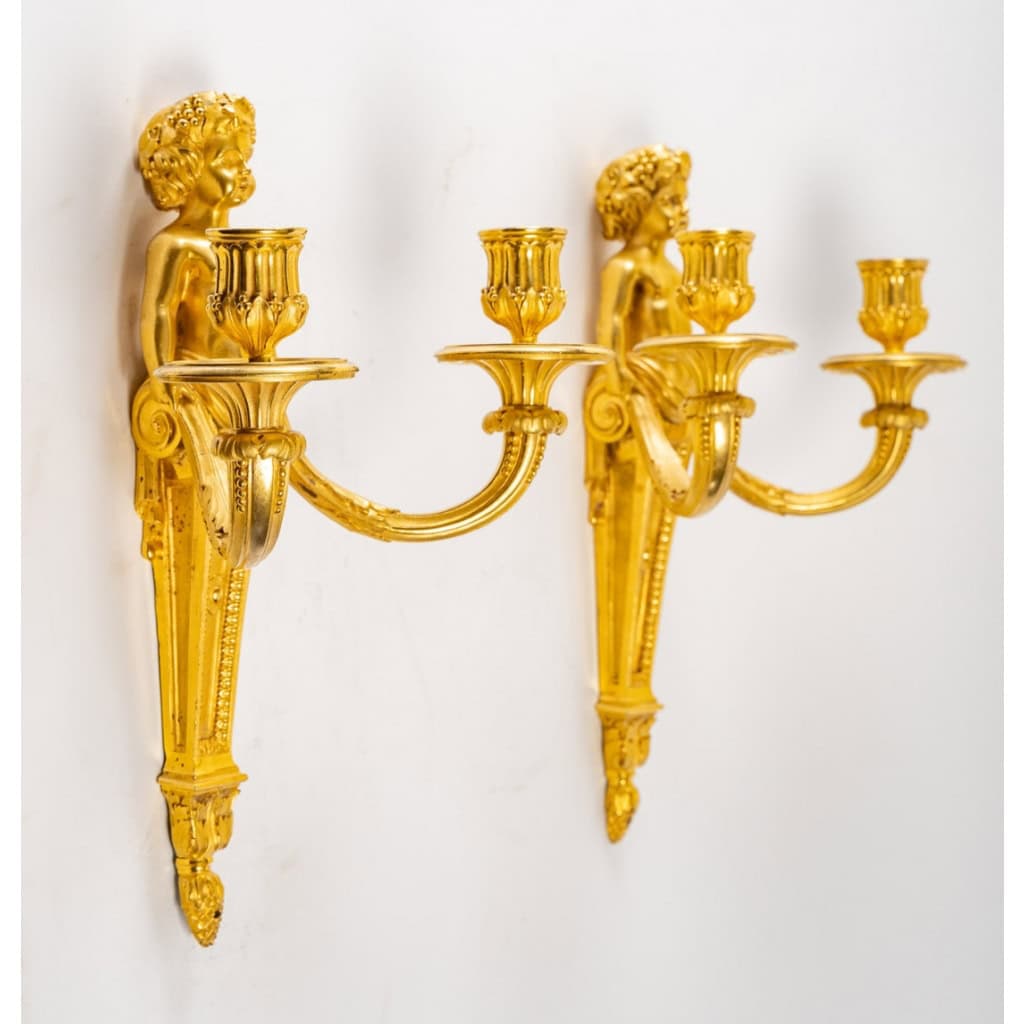 Paire d’appliques d’époque Louis XVI (1774 – 1793). | Biron Paire d'appliques d'époque Louis XVI (1774 - 1793).