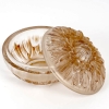 Boîte « Chrysanthème » verre blanc patiné sépia de René LALIQUE | Biron Boîte "Chrysanthème" verre blanc patiné sépia de René LALIQUE