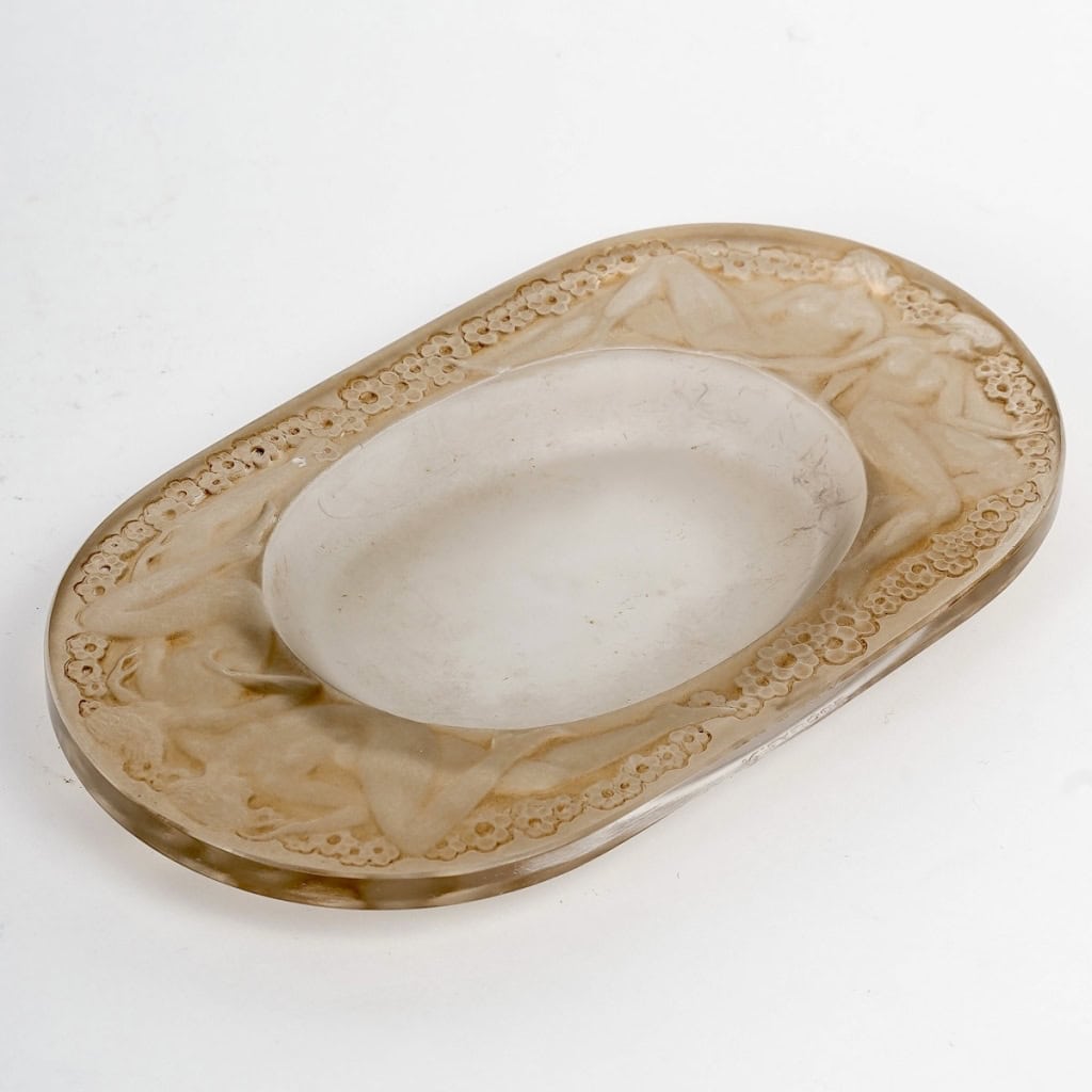 Cendrier « Médicis » verre blanc patiné sépia de René LALIQUE | Biron ||||||