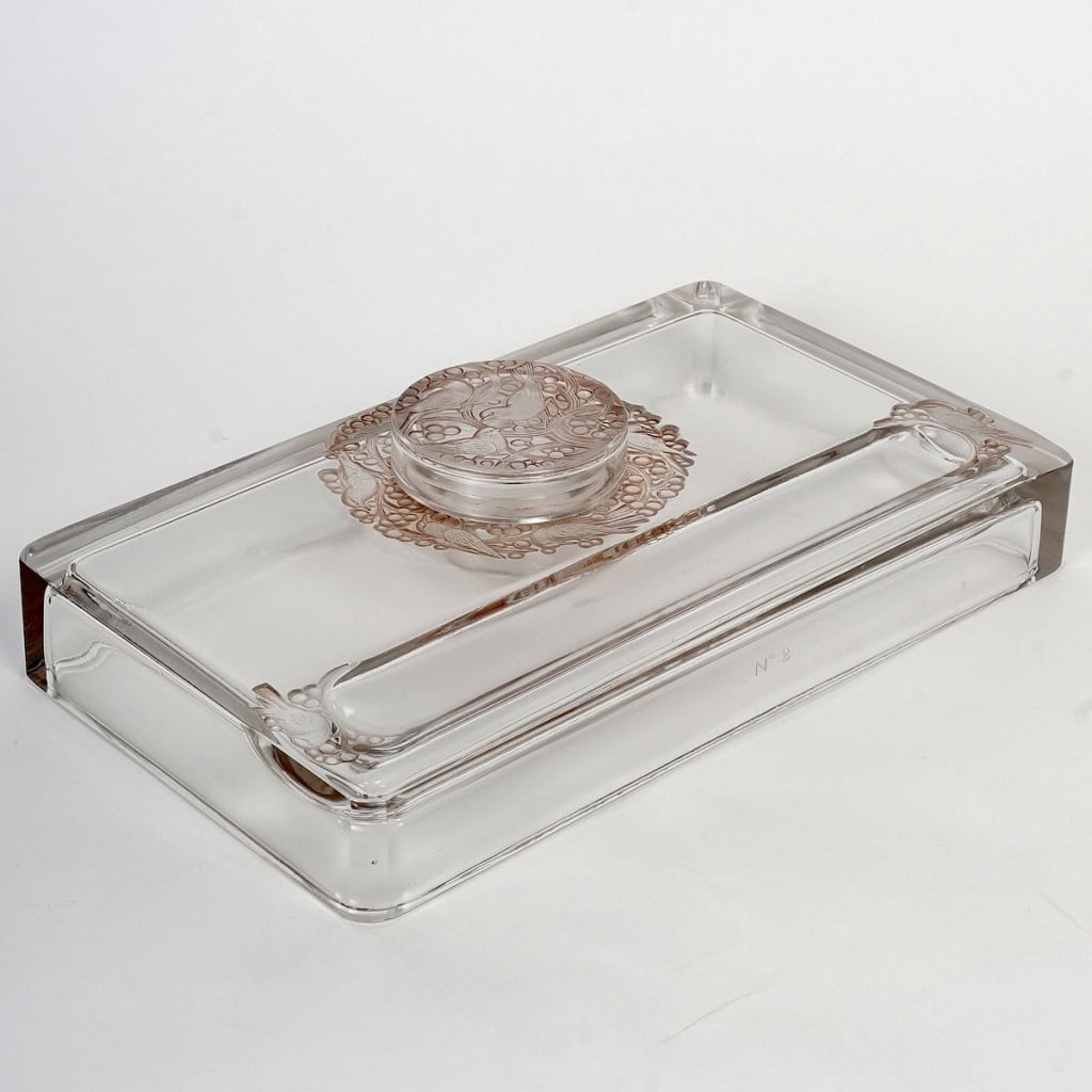 Encrier « Colbert » verre blanc patiné sépia de René LALIQUE – N°2/50 | Biron |||||||||