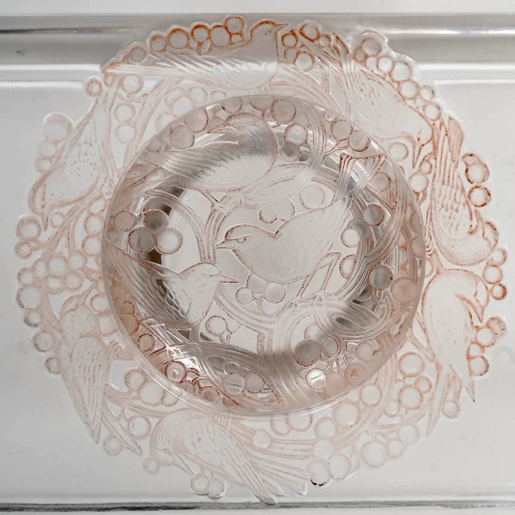 Encrier « Colbert » verre blanc patiné sépia de René LALIQUE – N°2/50 | Biron Encrier "Colbert" verre blanc patiné sépia de René LALIQUE - N°2/50