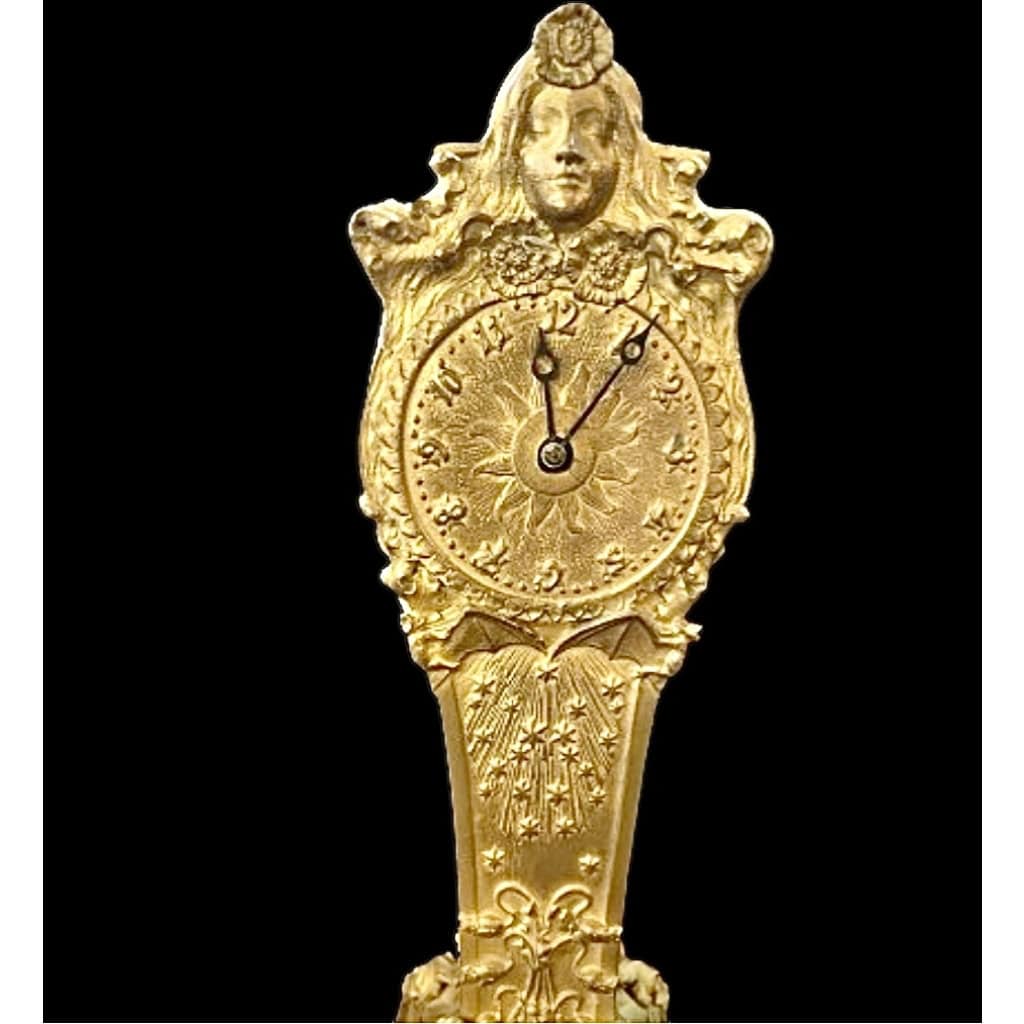 PETITE PENDULE SYMBOLISTE DE LA FONDERIE LOUCHET | Biron PETITE PENDULE SYMBOLISTE DE LA FONDERIE LOUCHET