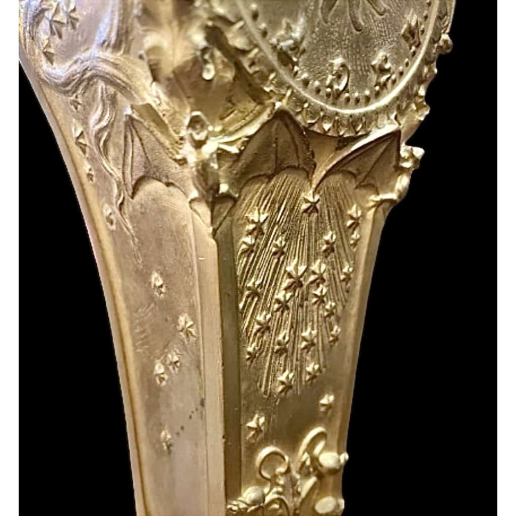 PETITE PENDULE SYMBOLISTE DE LA FONDERIE LOUCHET | Biron PETITE PENDULE SYMBOLISTE DE LA FONDERIE LOUCHET