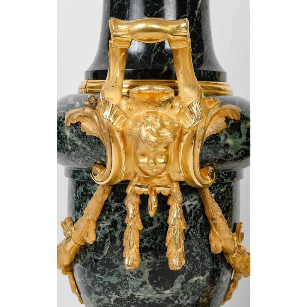 Paire de cassolettes en marbre vert de mer et bronze doré | Biron Paire de cassolettes en marbre vert de mer et bronze doré