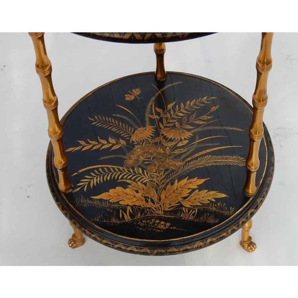 1970′ Guéridon Style Maison Baguès Décor Bambou en Bronze Doré Avec Plateaux Laque de Chine | Biron 1970′ Guéridon Style Maison Baguès Décor Bambou en Bronze Doré Avec Plateaux Laque de Chine