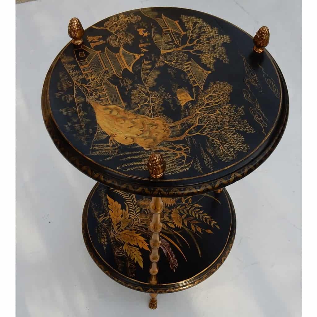 1970′ Guéridon Style Maison Baguès Décor Bambou en Bronze Doré Avec Plateaux Laque de Chine | Biron 1970′ Guéridon Style Maison Baguès Décor Bambou en Bronze Doré Avec Plateaux Laque de Chine