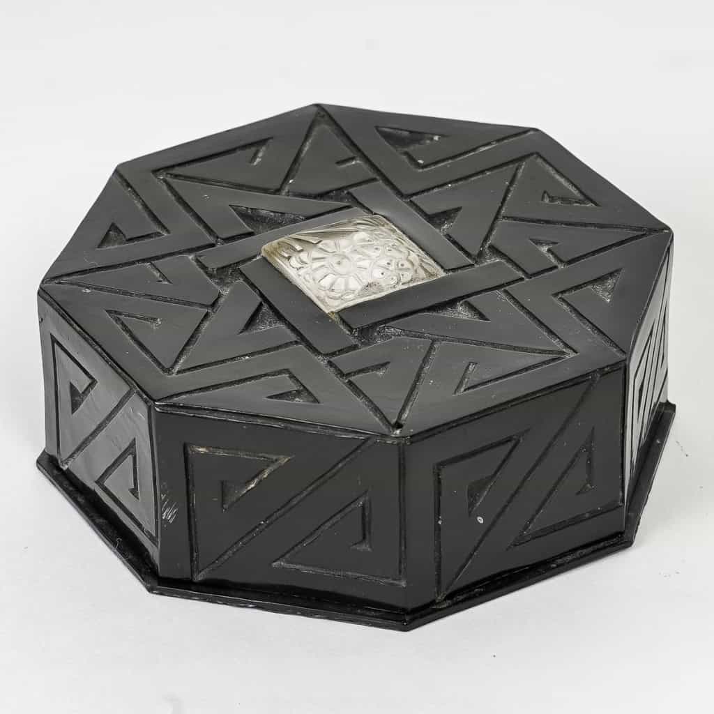 Boîte « Cabochon Verre » celluloïd noir et verre blanc de René LALIQUE | Biron ||||||