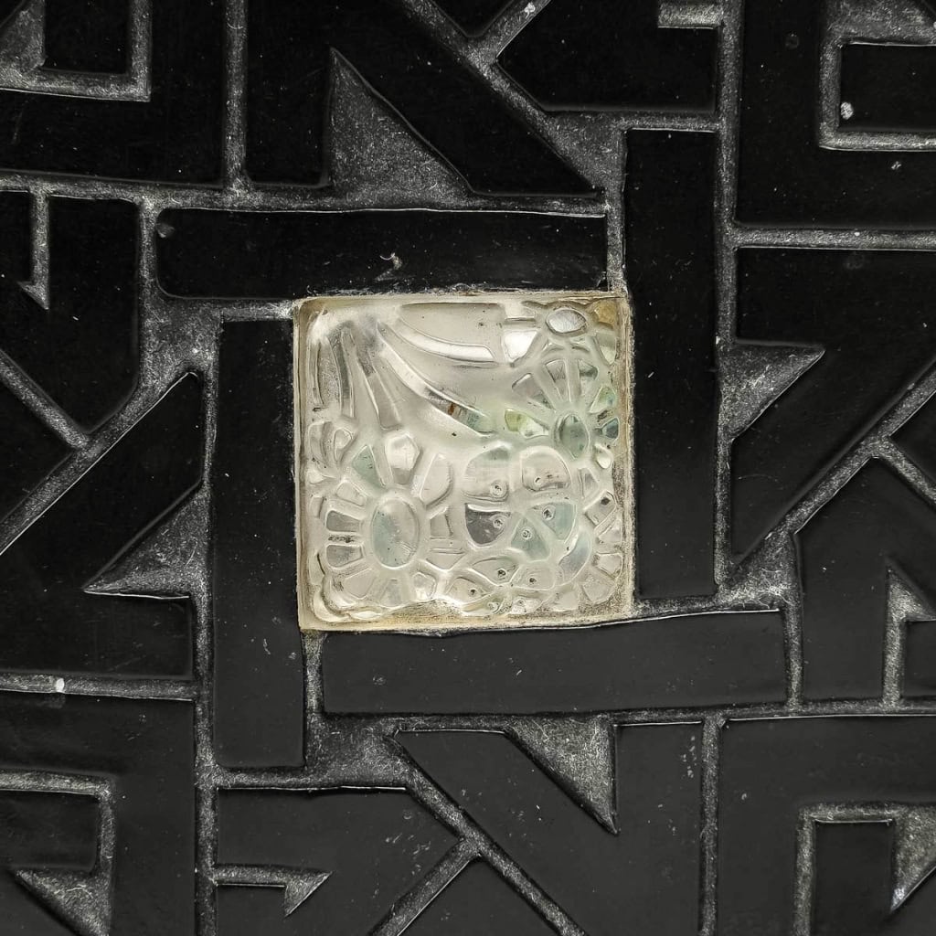 Boîte « Cabochon Verre » celluloïd noir et verre blanc de René LALIQUE | Biron Boîte "Cabochon Verre" celluloïd noir et verre blanc de René LALIQUE